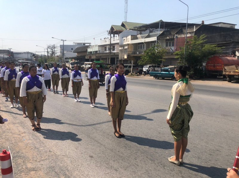 23 มีนาคม องค์การบริหาร ส่วนตำบลหนองบัวน้อย ร่วม กิจกรรมวิ่งคบไฟ และจุดพลุ 4 มุมเมือง เพื่อฉลองวันแห่งชัยชนะท่านท้าวสุรนารี ประจำปี 2566 อำเภอสีคิ้ว