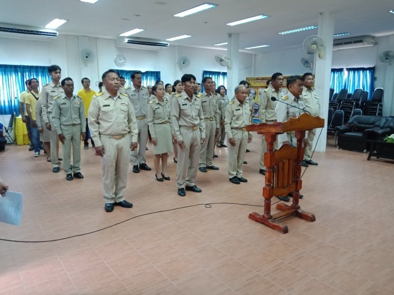 วันที่ ๑๘ มีนาคม ของทุกปีเป็น “วันท้องถิ่นไทย” เพื่อรำลึกถึงพระมหากรุณาธิคุณของพระบาทสมเด็จพระจุลจอมเกล้าเจ้าอยู่หัว ที่ได้ทรงมีพระบรมราชโองการให้ยกฐานะตำบลท่าฉลอมขึ้นเป็นสุขาภิบาลท่าฉลอม เมื่อวันที่ ๑๘ มีนาคม ๒๕๕๘