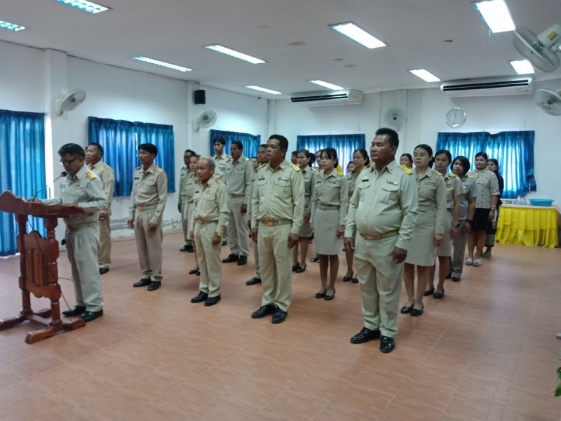 วันที่ ๑๘ มีนาคม ของทุกปีเป็น “วันท้องถิ่นไทย” เพื่อรำลึกถึงพระมหากรุณาธิคุณของพระบาทสมเด็จพระจุลจอมเกล้าเจ้าอยู่หัว ที่ได้ทรงมีพระบรมราชโองการให้ยกฐานะตำบลท่าฉลอมขึ้นเป็นสุขาภิบาลท่าฉลอม เมื่อวันที่ ๑๘ มีนาคม ๒๕๕๘
