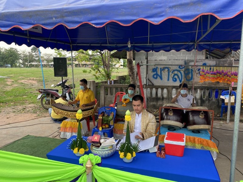 โครงการงานฉลองวันแห่งชัยชนะของท้าวสุรนารีและนางสาวบุญเหลือ ประจำปี พ.ศ.2565 ต.หนองบัวน้อย อ.สีคิ้ว จ.นครราชสีมา นำโดยท่านนายกประพงษ์ แก้วจันทึก คณะผู้บริหาร ร่วมกับเจ้าหน้าที่กองการศึกษาฯ, สมาชิก อบต., ผู้ใหญ่บ้าน และพนักงานส่วนตำบล พนักงานจ้างทุกท่าน
