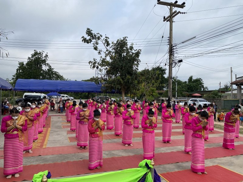 โครงการงานฉลองวันแห่งชัยชนะของท้าวสุรนารีและนางสาวบุญเหลือ ประจำปี พ.ศ.2565 ต.หนองบัวน้อย อ.สีคิ้ว จ.นครราชสีมา นำโดยท่านนายกประพงษ์ แก้วจันทึก คณะผู้บริหาร ร่วมกับเจ้าหน้าที่กองการศึกษาฯ, สมาชิก อบต., ผู้ใหญ่บ้าน และพนักงานส่วนตำบล พนักงานจ้างทุกท่าน
