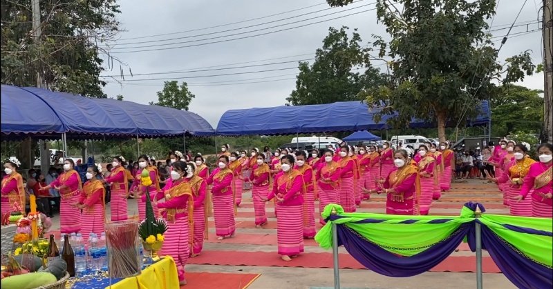 โครงการงานฉลองวันแห่งชัยชนะของท้าวสุรนารีและนางสาวบุญเหลือ ประจำปี พ.ศ.2565 ต.หนองบัวน้อย อ.สีคิ้ว จ.นครราชสีมา นำโดยท่านนายกประพงษ์ แก้วจันทึก คณะผู้บริหาร ร่วมกับเจ้าหน้าที่กองการศึกษาฯ, สมาชิก อบต., ผู้ใหญ่บ้าน และพนักงานส่วนตำบล พนักงานจ้างทุกท่าน