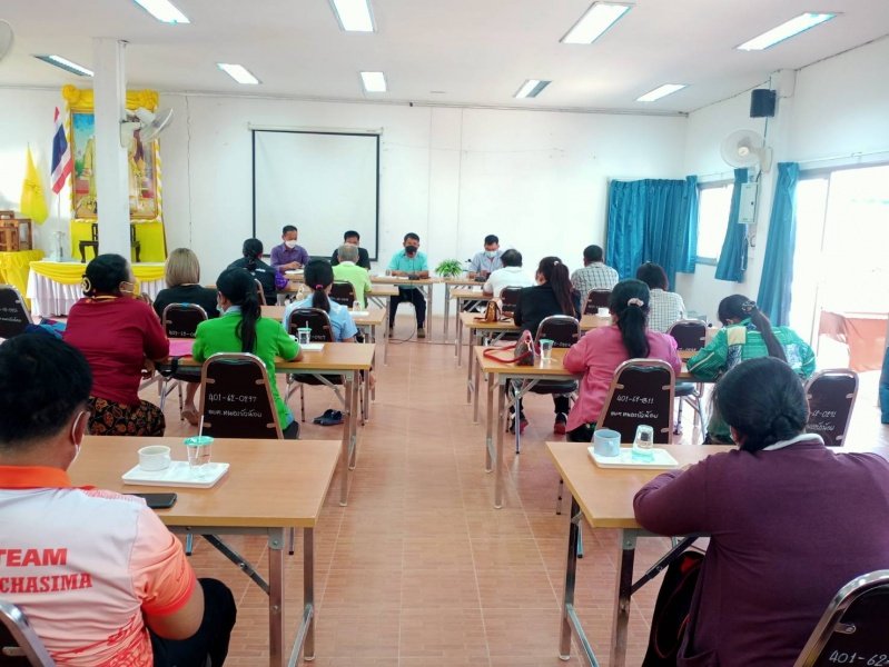 ประชุมศูนย์โควิด 19 ณ ห้องประชุม อบต.หนองบัวน้อย