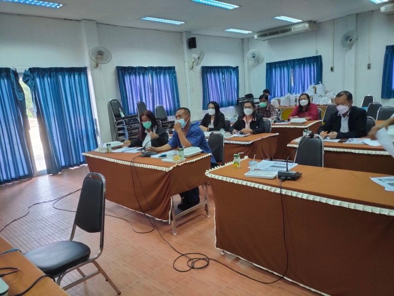 วันที่ 22 กันยายน 2564 ณ ห้องประชุม อบต.หนองบัวน้อย

อบต.หนองบัวน้อย เข้าร่วมอบรมโครงการพัฒนาด้านสังคม (ยุติธรรมสร้างสุข) โดย สำนักงานยุติธรรมจังหวัดนครราชสีมา โดยใช้ระบบ Zoom หัวข้อเรื่อง

1. การป้องกันและแก้ไขปัญหาอาชญากรรมในชุมชนแบบบูรณาการที่ยั่งยืนกรณี

2. บูรณาการเปิดบ้านงานยุติธรรมในการขับเคลื่อนงานอำนวยความยุติธรรมระดับพื้นที่

3. กฎหมายแชร์ลูกโซ่