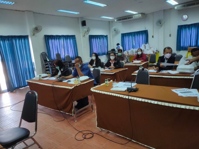 วันที่ 22 กันยายน 2564 ณ ห้องประชุม อบต.หนองบัวน้อย

อบต.หนองบัวน้อย เข้าร่วมอบรมโครงการพัฒนาด้านสังคม (ยุติธรรมสร้างสุข) โดย สำนักงานยุติธรรมจังหวัดนครราชสีมา โดยใช้ระบบ Zoom หัวข้อเรื่อง

1. การป้องกันและแก้ไขปัญหาอาชญากรรมในชุมชนแบบบูรณาการที่ยั่งยืนกรณี

2. บูรณาการเปิดบ้านงานยุติธรรมในการขับเคลื่อนงานอำนวยความยุติธรรมระดับพื้นที่

3. กฎหมายแชร์ลูกโซ่