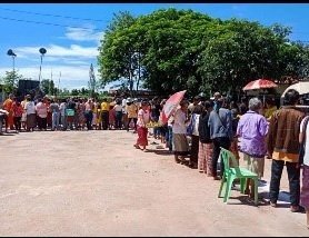 ทำบุญตักบาตรเทโว