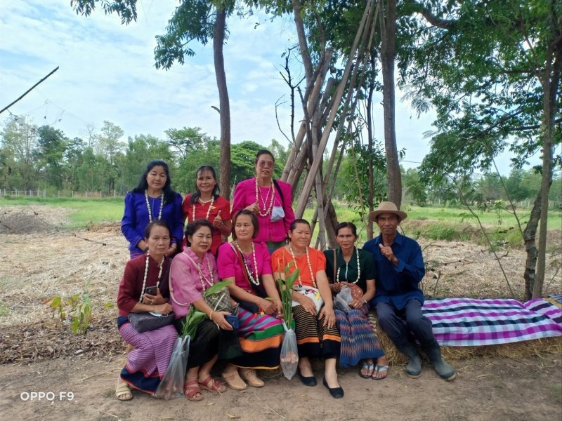 โครงการเสริมสร้างและพฒนาบทบาทสตรี และสร้างความเข้มแข็งของความรอบครัว ดูงานที่บัวลายกลุ่มสตรีตำบลหนองบัวน้อย เมื่อวันที่ 2 เมษายน พ.ศ.2564