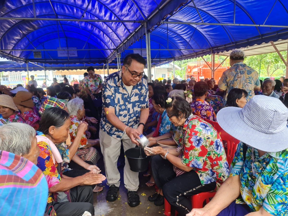 โครงการเสริมสร้างคุณค่าให้กับผู้สูงอายุและบุคคลในครอบครัว ประจำปี 2568 วันที่ 11 เมษายน 2568 ณ องค์การบริหารส่วนตำบลหนองบัวน้อย อ.สีคิ้ว จ.นครราชสีมา