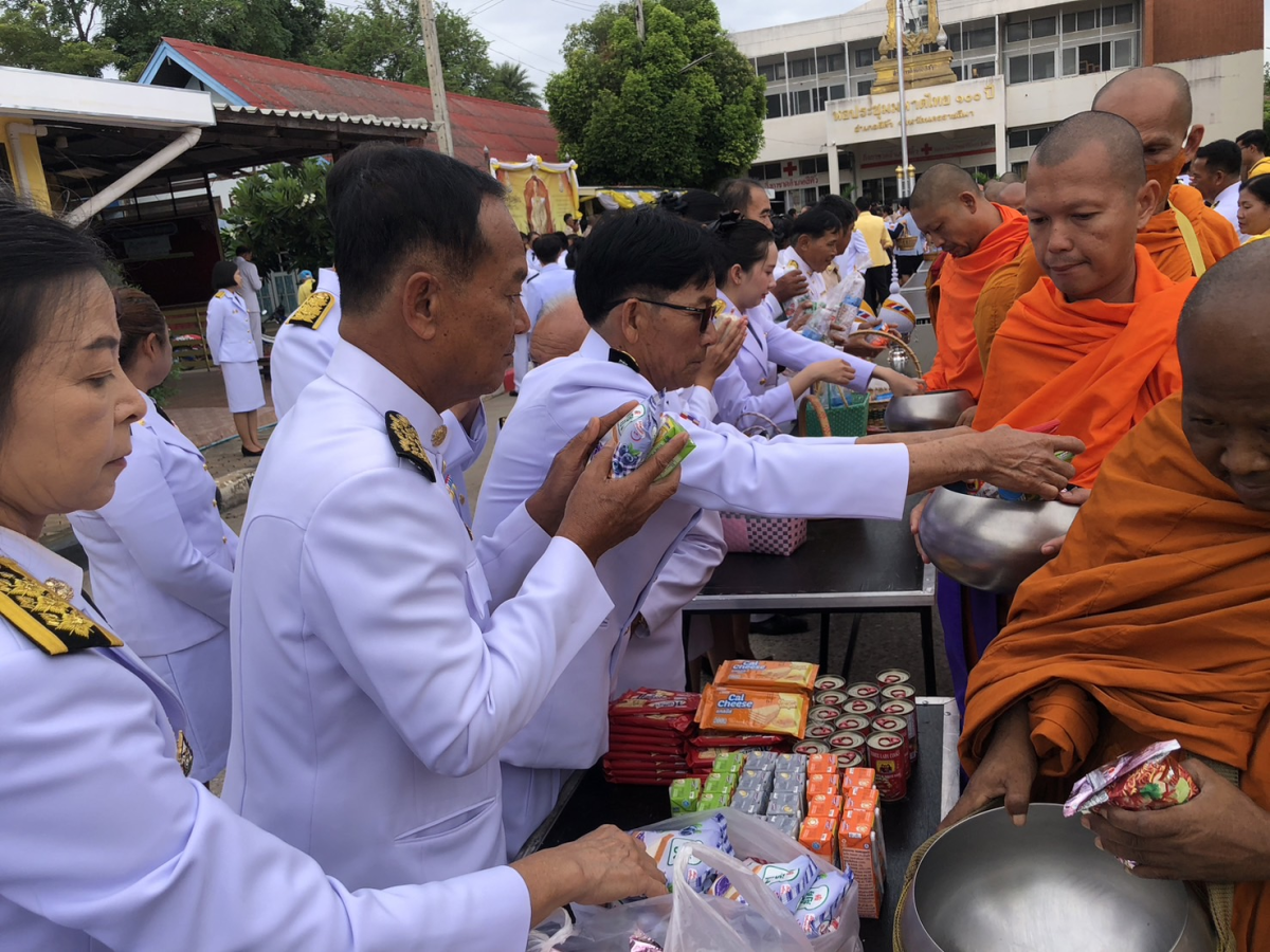 นายกประมาณ พันธ์จันทึก นำคณะผู้บริหารและเจ้าหน้าที่ ร่วมกิจกรรมเฉลิมพระเกียรติพระบาทสมเด็จพระเจ้าอยู่หัว เนื่องในโอกาลเฉลิมพระชนมพรรษา 28 กรกฎาคม 2568 