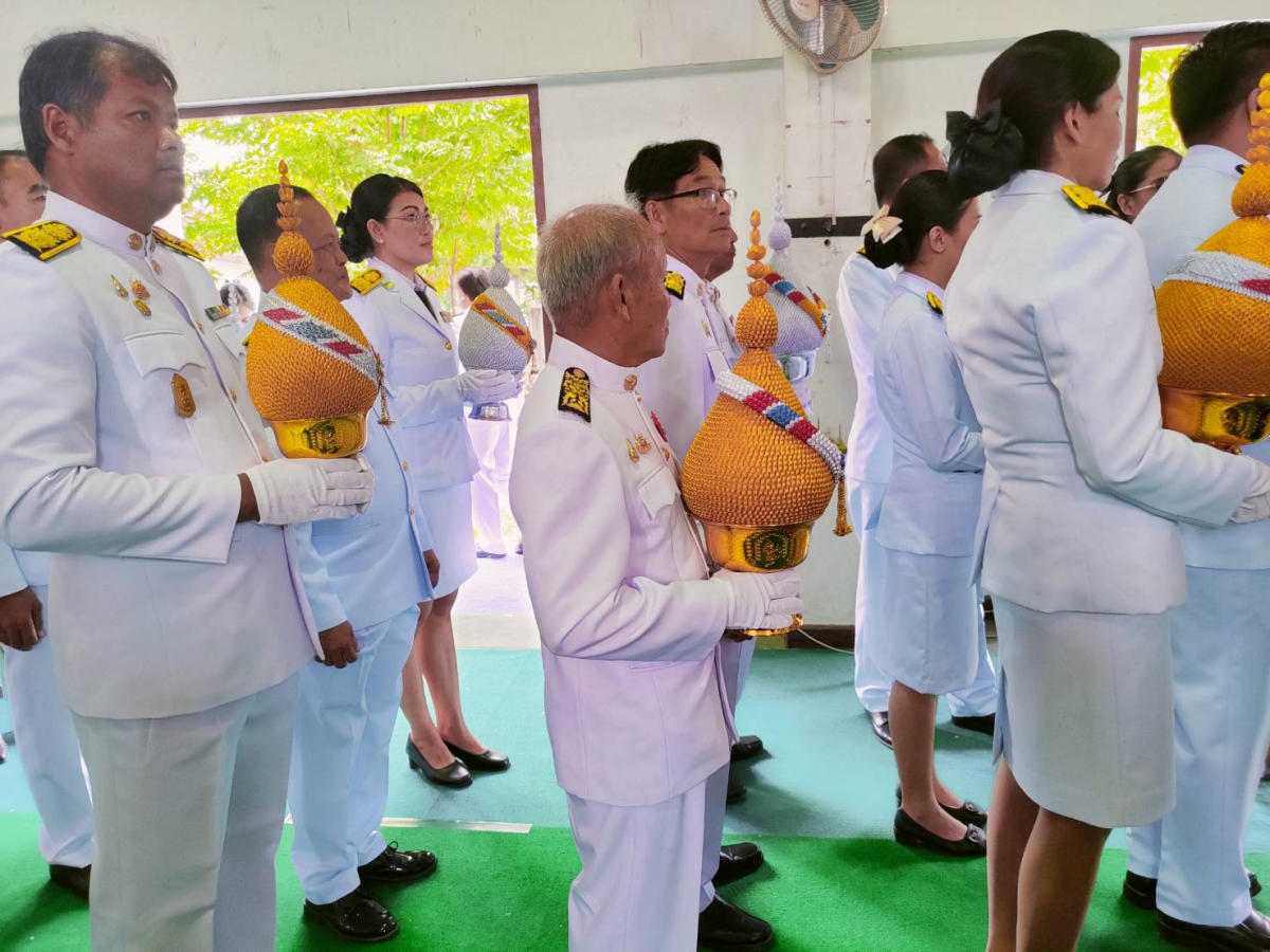 วันที่ 3 มิถุนายน 2568 วันเฉลิมพระชนมพรรษา สมเด็จพระนางเจ้าสุทิดา พัชรสุธาพิมลลักษณ พระบรมราชินี นำโดยท่านนายก ประมาณ พันธ์จันทึก คณะผู้บริหาร และเจ้าหน้าที่ องค์การบริหารส่วนตำบลหนองบัวน้อย ณ หอประชุม 100 ปี อำเภอสีคิ้ว จังหวัดนครราชสีมา