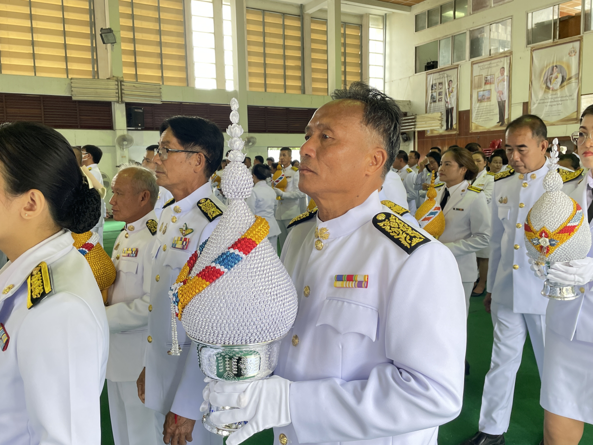 วันที่ 3 มิถุนายน 2568 วันเฉลิมพระชนมพรรษา สมเด็จพระนางเจ้าสุทิดา พัชรสุธาพิมลลักษณ พระบรมราชินี นำโดยท่านนายก ประมาณ พันธ์จันทึก คณะผู้บริหาร และเจ้าหน้าที่ องค์การบริหารส่วนตำบลหนองบัวน้อย ณ หอประชุม 100 ปี อำเภอสีคิ้ว จังหวัดนครราชสีมา