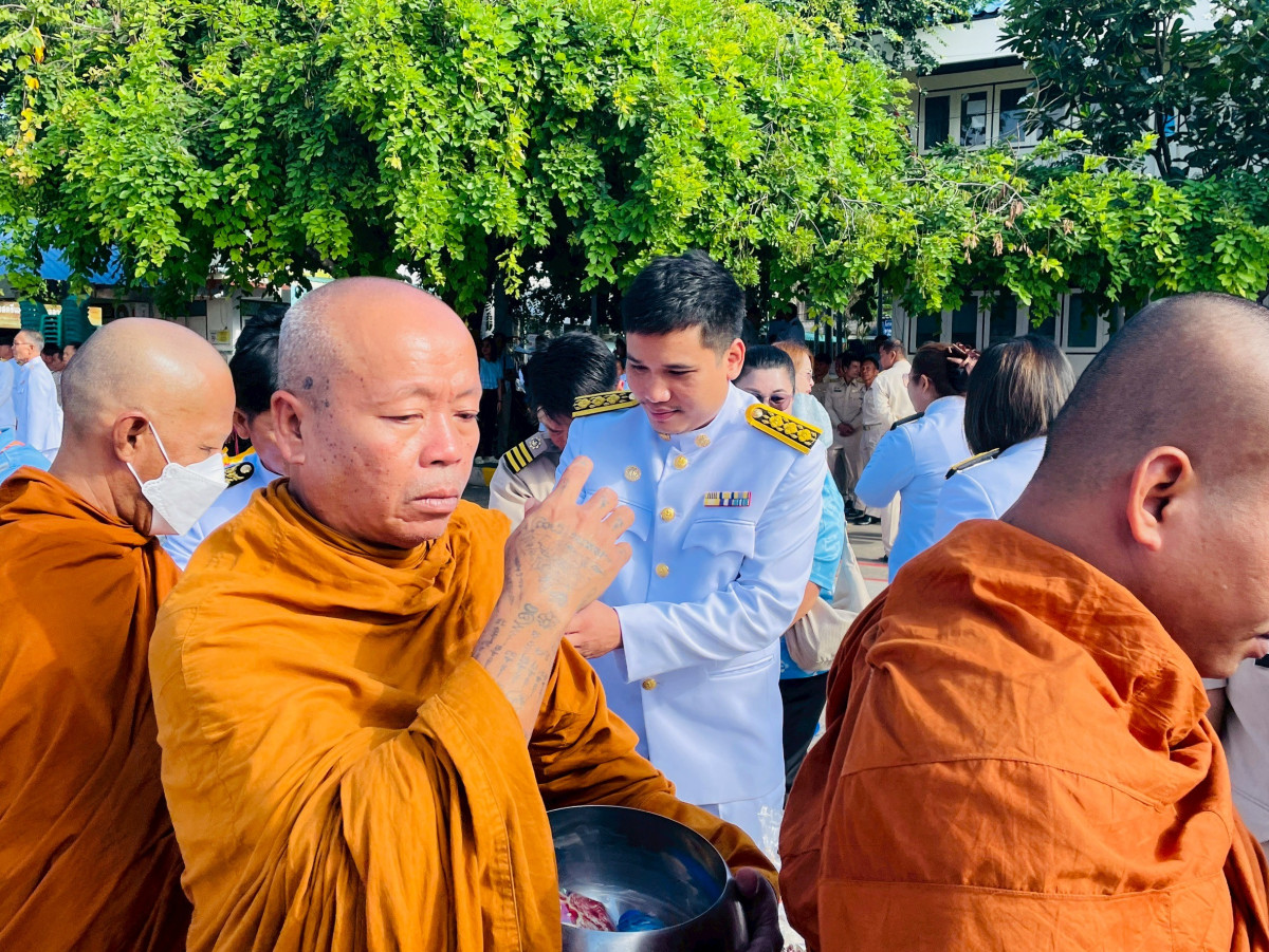 วันที่ ๑๒ สิงหาคม 2568 วันเฉลิมพระชนมพรรษา สมเด็จพระนางเจ้าสิริกิติ์ พระบรมราชินีนาถ พระบรมราชชนนีพันปีหลวง นำโดยท่าน นายกประมาณ  พันธ์จันทึก คณะผู้บริหาร เจ้าหน้า นำโดย ท่านปลัดราเชน  วงษ์มะหมัด ปลัดองค์การบริหารส่วนตำบลหนองบัวน้อย ณ หอประชุม 100 ปี อำเภอสีคิ้ว จังหวัดนครราชสีมา