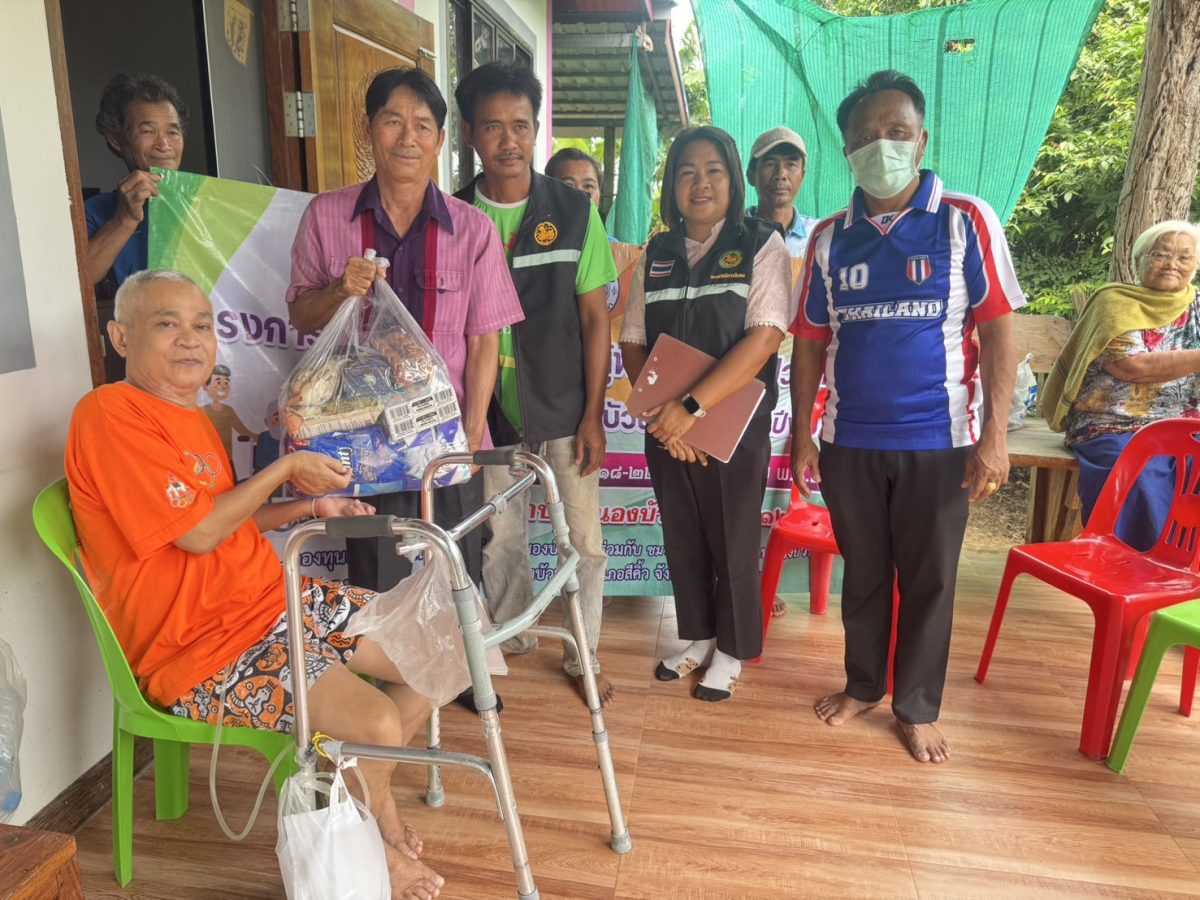 วันที่ 18 -19 สิงหาคม 2568 องค์การบริหารส่วนตำบลหนองบัวน้อยได้จัดโครงการออกเยี่ยมผู้สูงอายุ ผู้พิการและผู้ป่วยติดเตียง นำโดยท่านนายกประมาณ พันธ์จันทึก รองนายกฯ เลขนายกฯ ประธานสภาฯ และเจ้าหน้าที่ อบต. ออกมอบถุงยังชีพ หมู่ 1 -12 ตำบลหนองบัวน้อย อำเภอสีคิ้ว จังหวัดนครราชสีมา